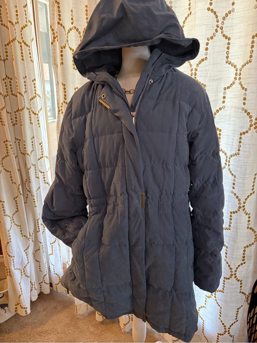 Women’s long Quilted Puffer Coat